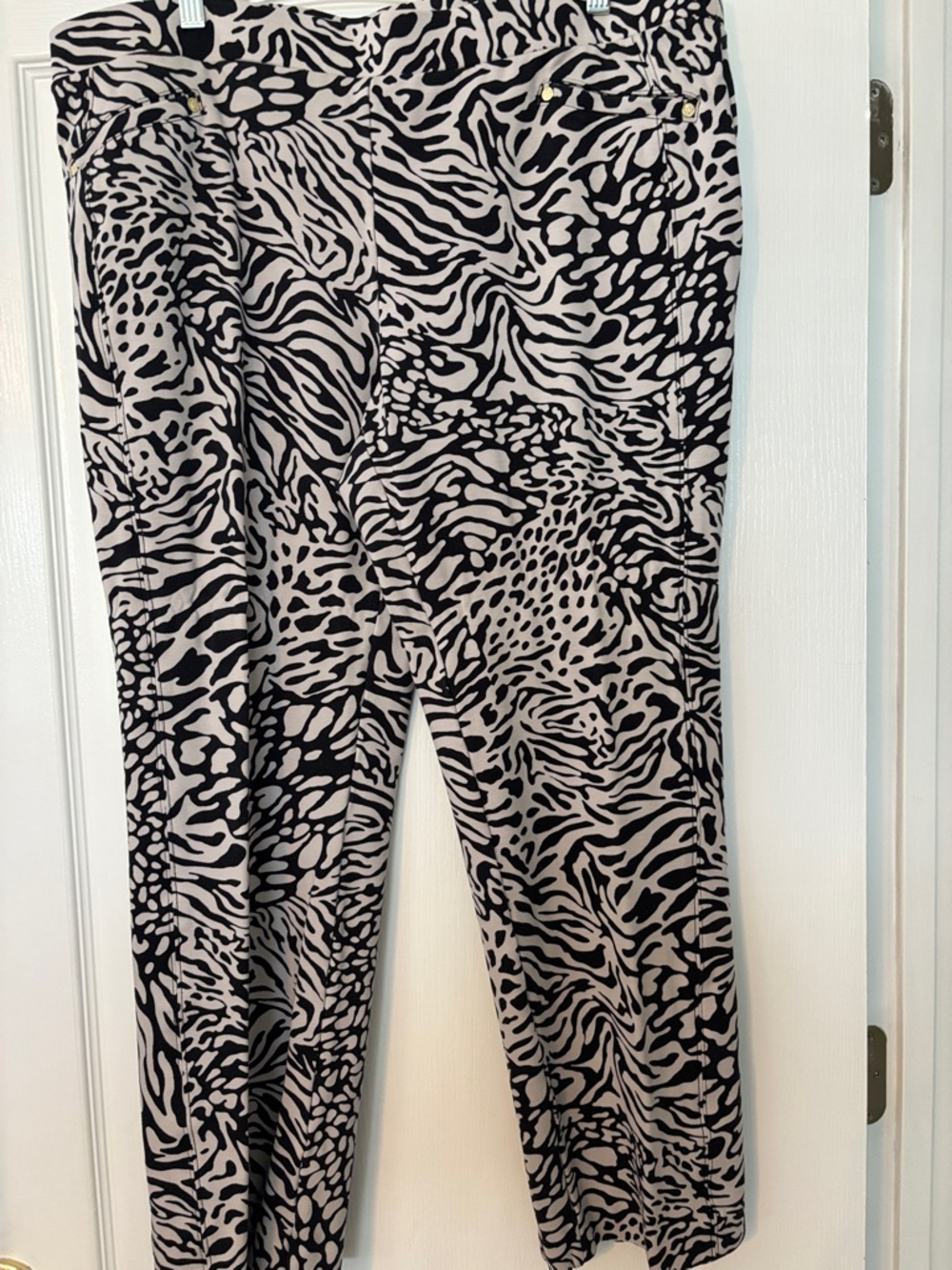 Anne Klein Black and Cream Animal Print Straight Leg Pants